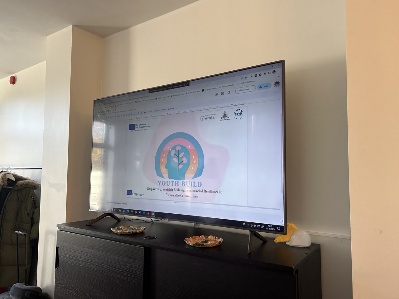 Przeczytaj więcej o artykule Creating the YOUTH BUILD Methodology: Partners Begin Designing All Project Outputs